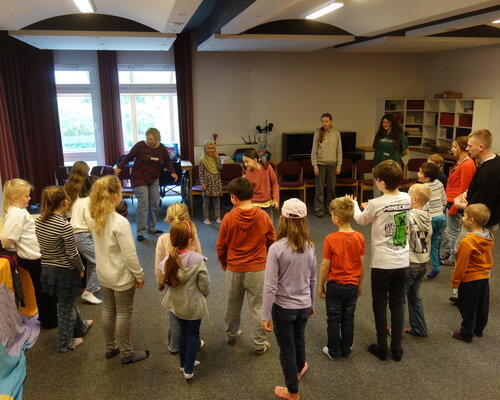 Osterferienangebot: Drei-Bunte-Kinder-Tage